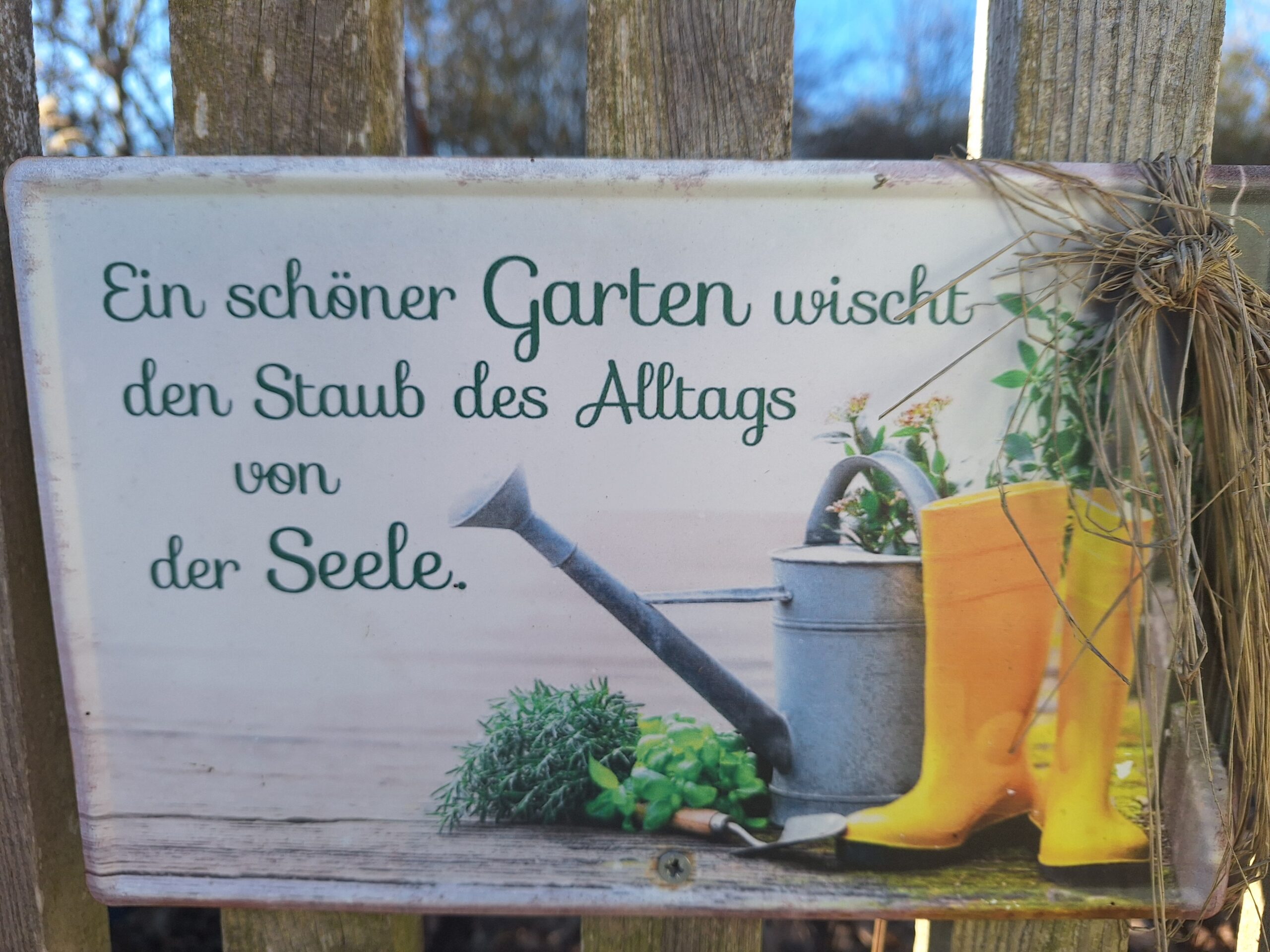 Spruch: Ein schöner Garten wischt den Staub des Alltags von der Seele
